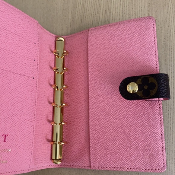 Louis Vuitton Small Ring Agenda Cover - Picture 4 of 11
